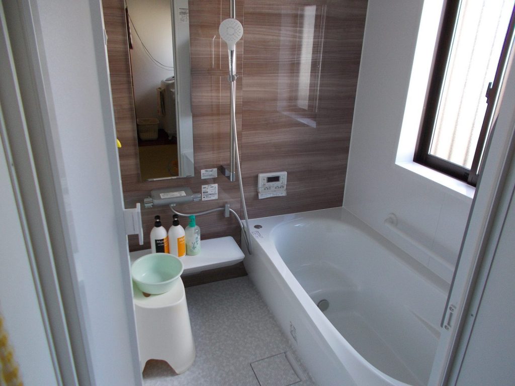 システムバスルーム リデア Cタイプ 1318(メーターモジュール)サイズ アクセント張りB面 LIXIL リクシル 戸建用 ユニットバス 住宅 浴槽 浴室 お風呂 リフォーム - 11